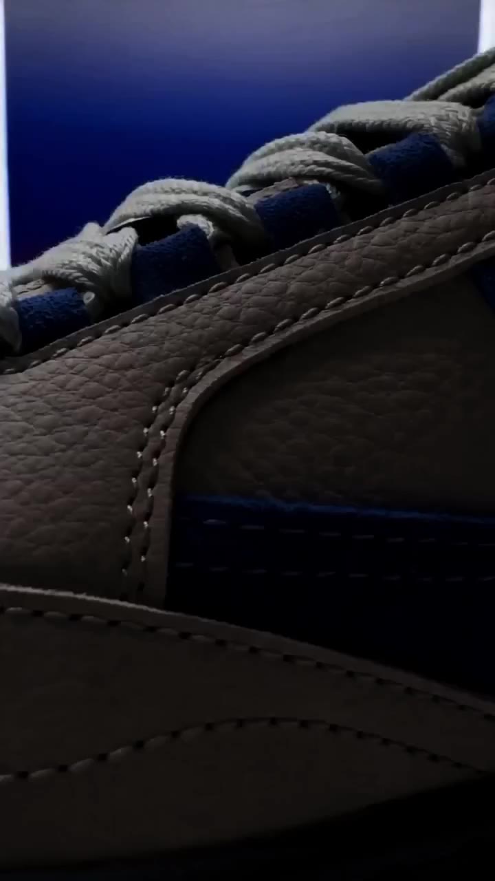 R Shoe Promo